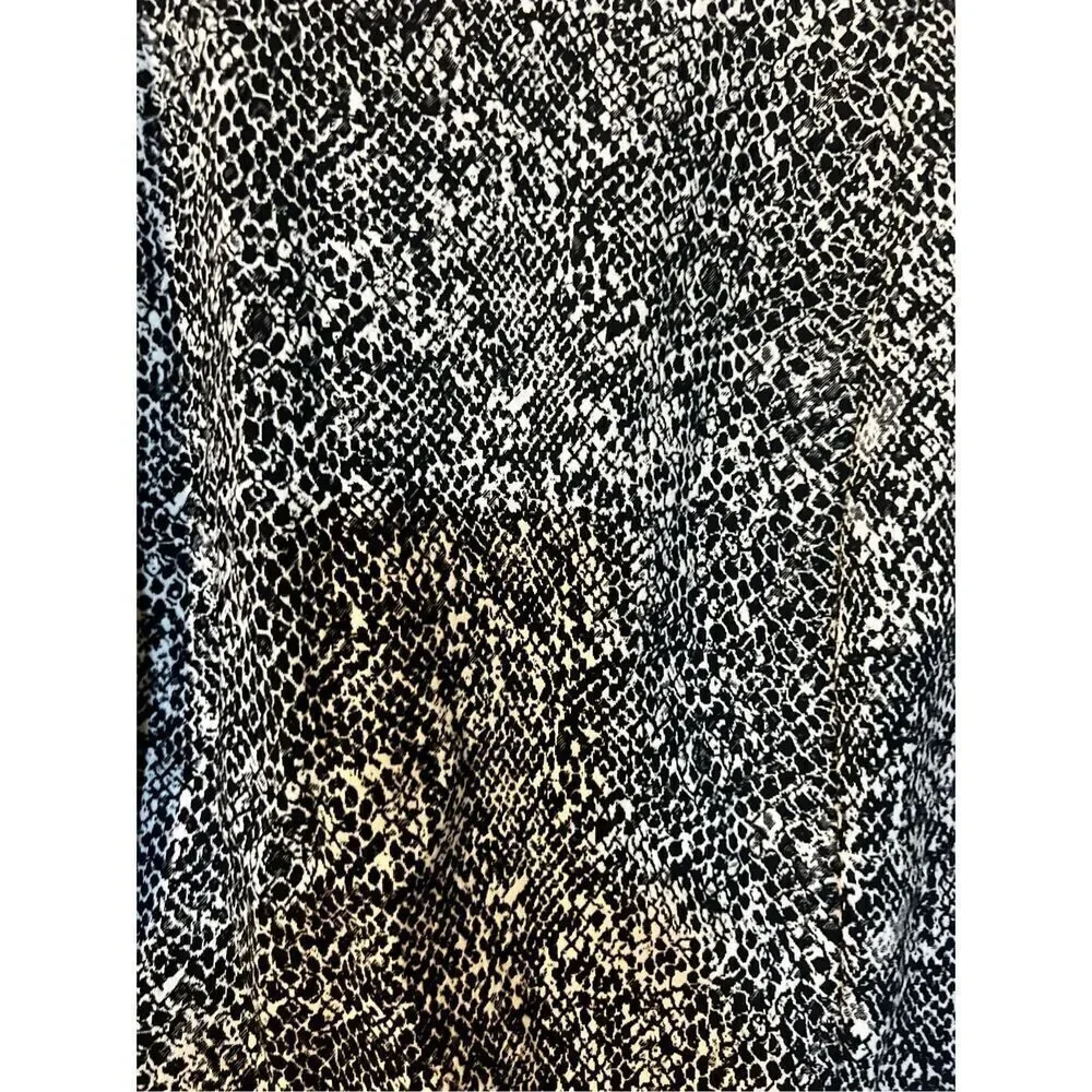 Calvin Klein Women’s Size 10 Sleeveless Zip Up Snake Print Dress Black White